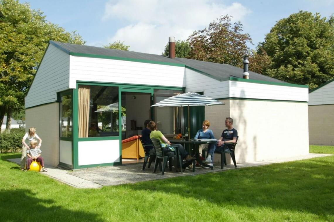 Vakantiebungalow Bisschops Simpelveld Eksteriør bilde